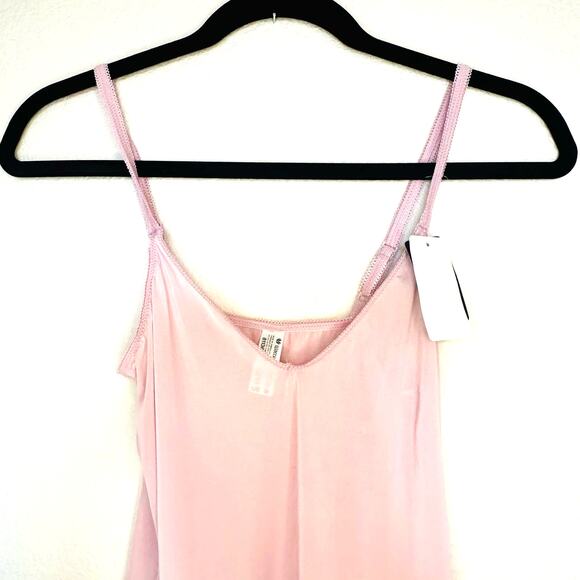 Wacoal Women's Tan V-Neck Light & Lacy Tops Size Medium - Picture 3 of 5